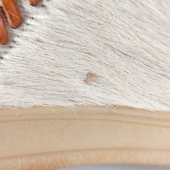 Diadora Vintage White Fur & Leather Wedge Heel Boots - Picture 13 of 16